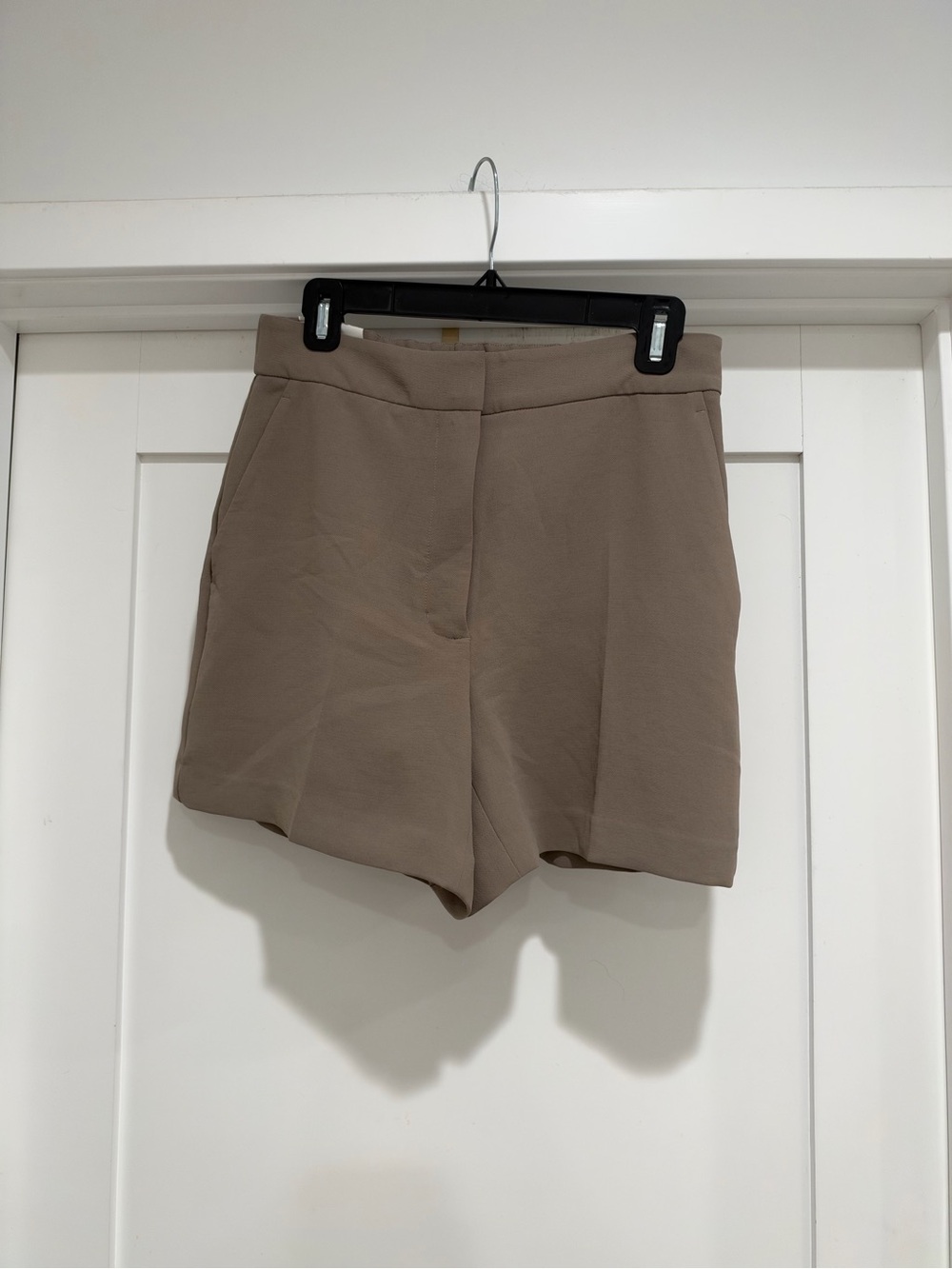 Aritzia Women's High-Rise Tailored Shorts in Taupe